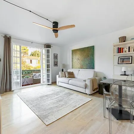Apartment Cozy In Capbrun